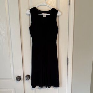Jane Seymour Signature Vintage Silk Black V-Neck Dress size 6
